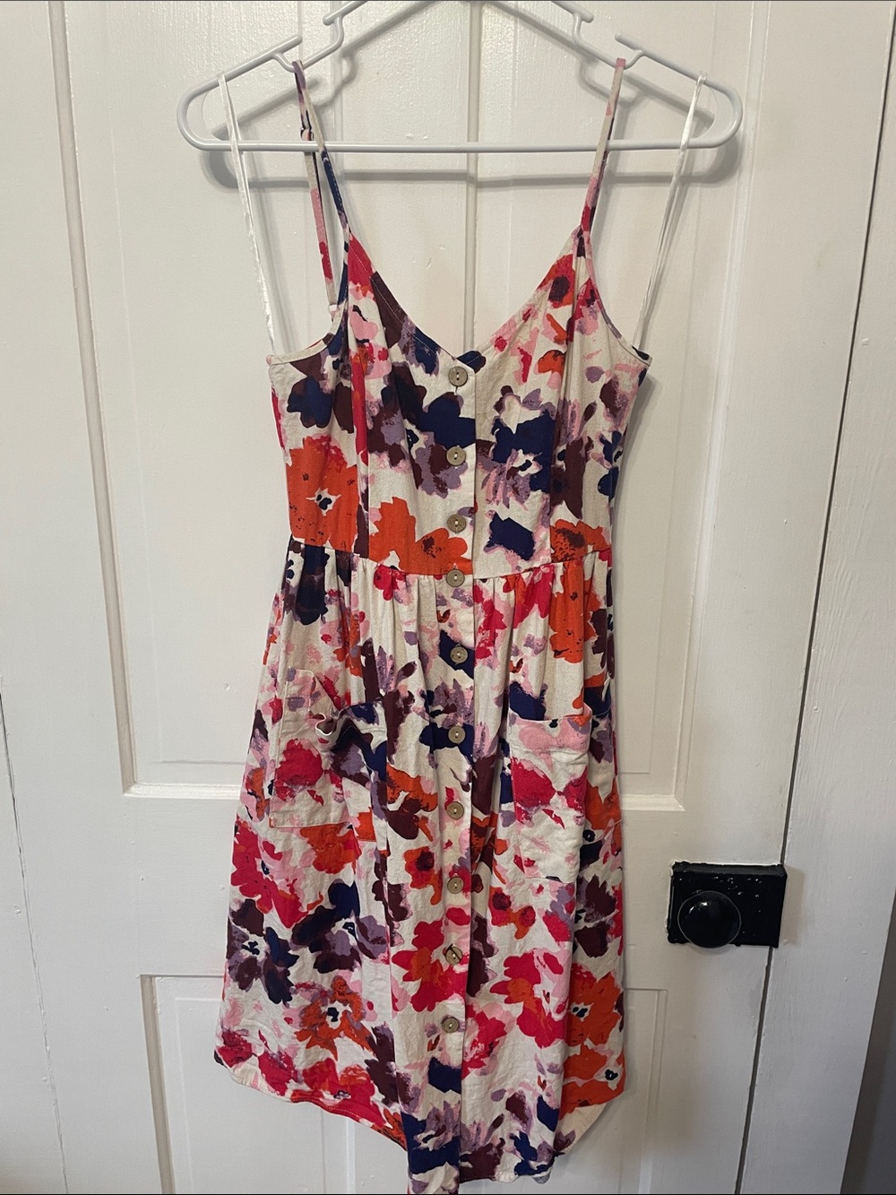 Floral Button-Front Spaghetti Strap Dress in Multi